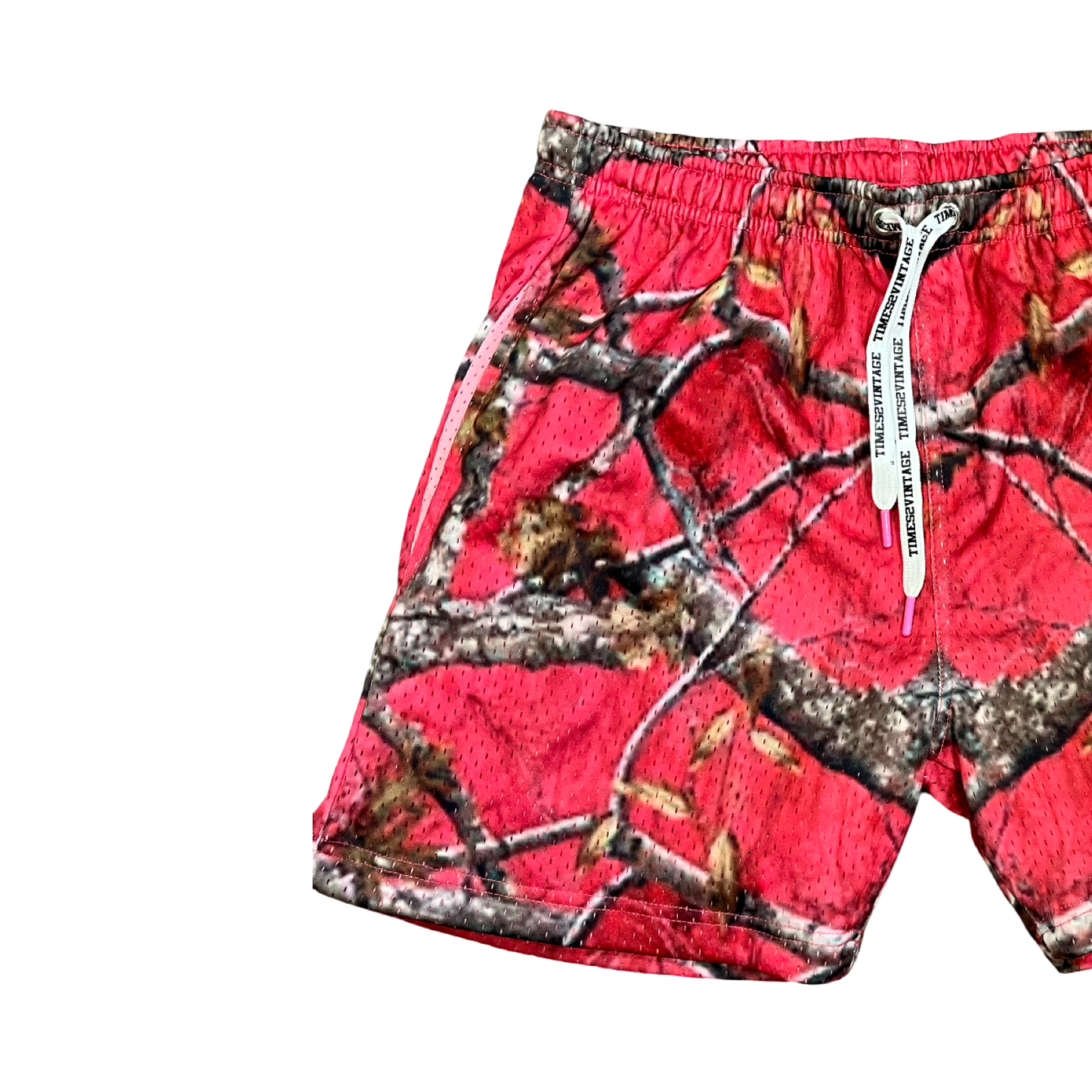 On The Hunt Shorts - Pink RealTree Camo
