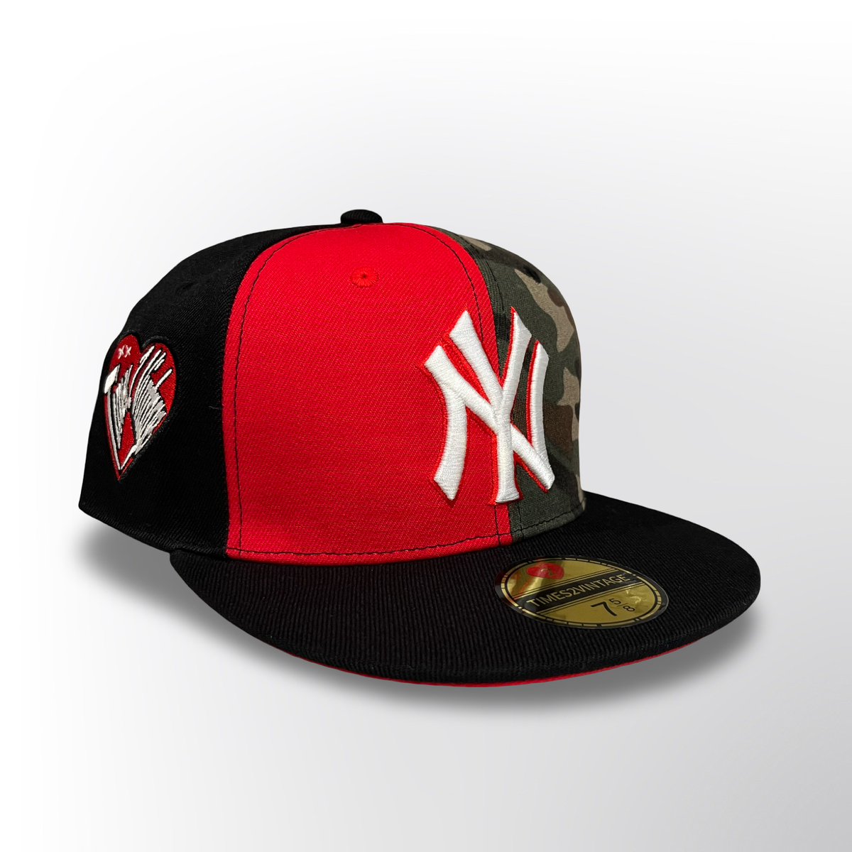 Concrete Jungle NY - Camo/Red/Black Fitted