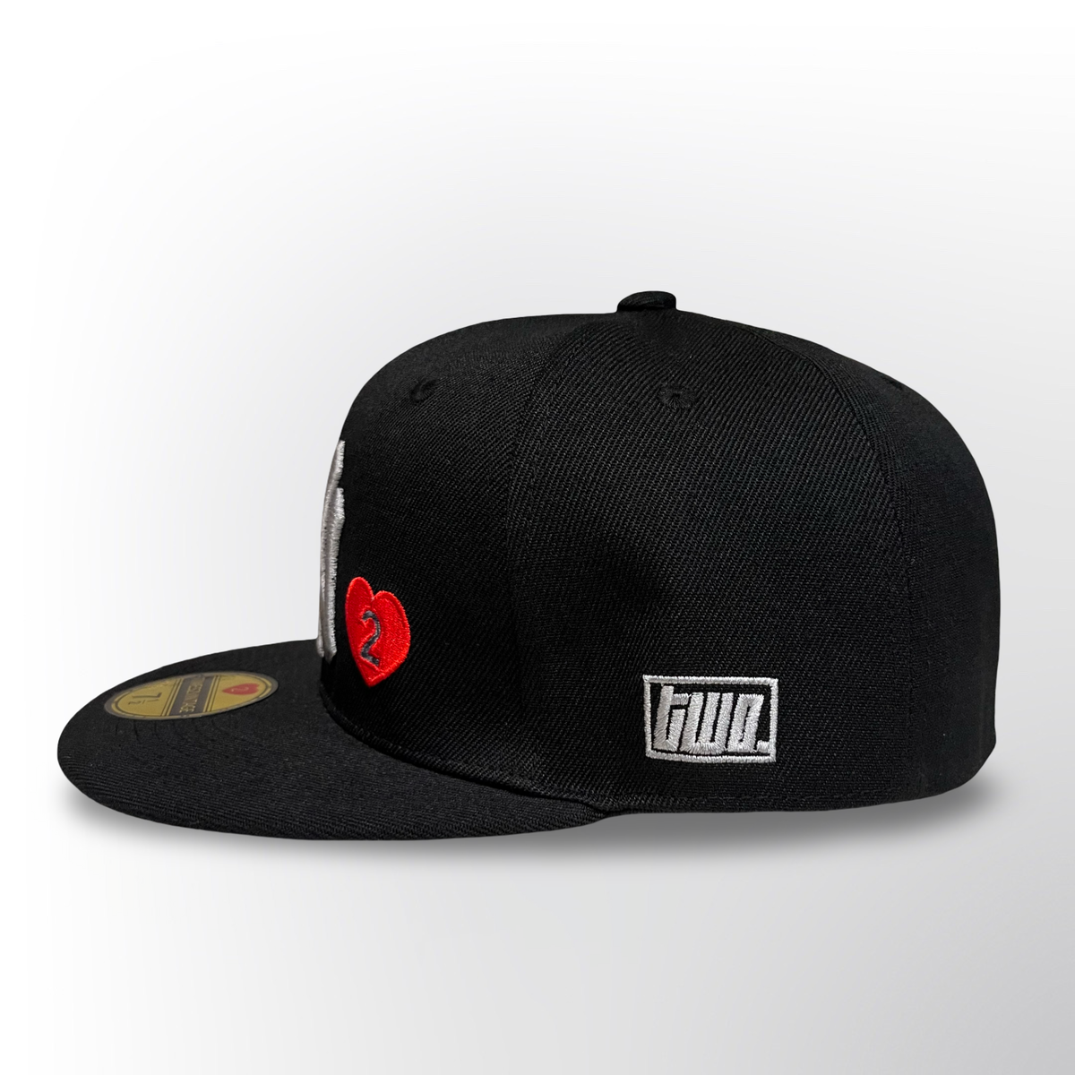 Classic NY Love - Black Fitted