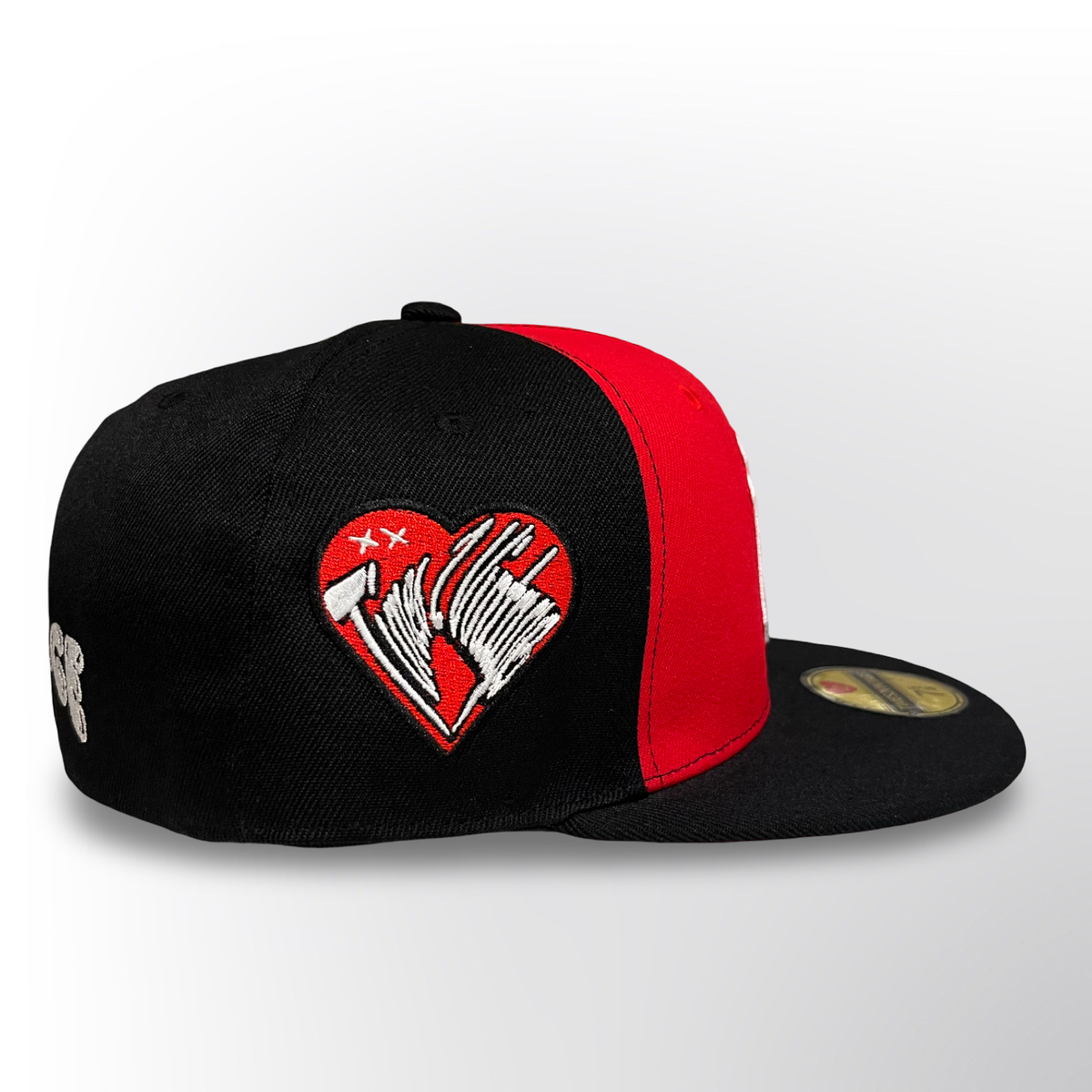 Concrete Jungle NY - Camo/Red/Black Fitted