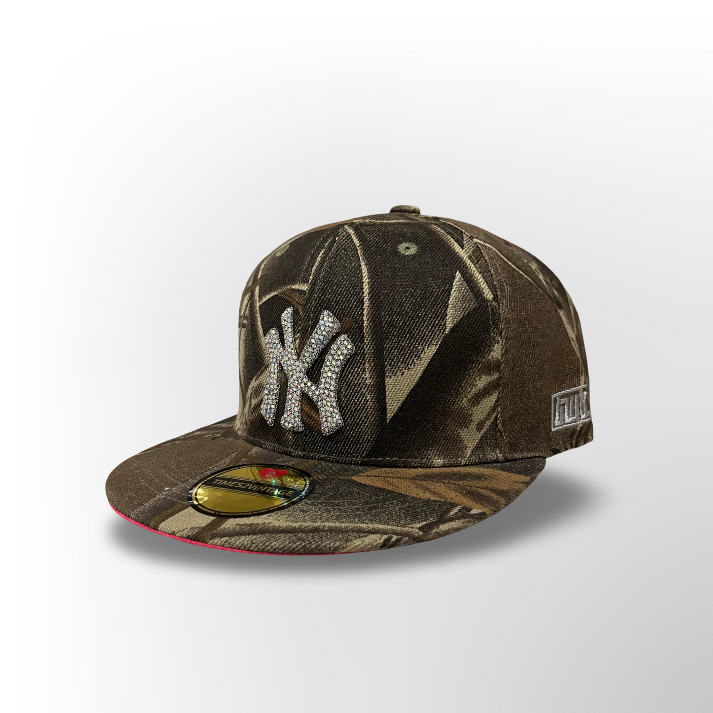 Diamonds Dancing NY - Camo Snap Back