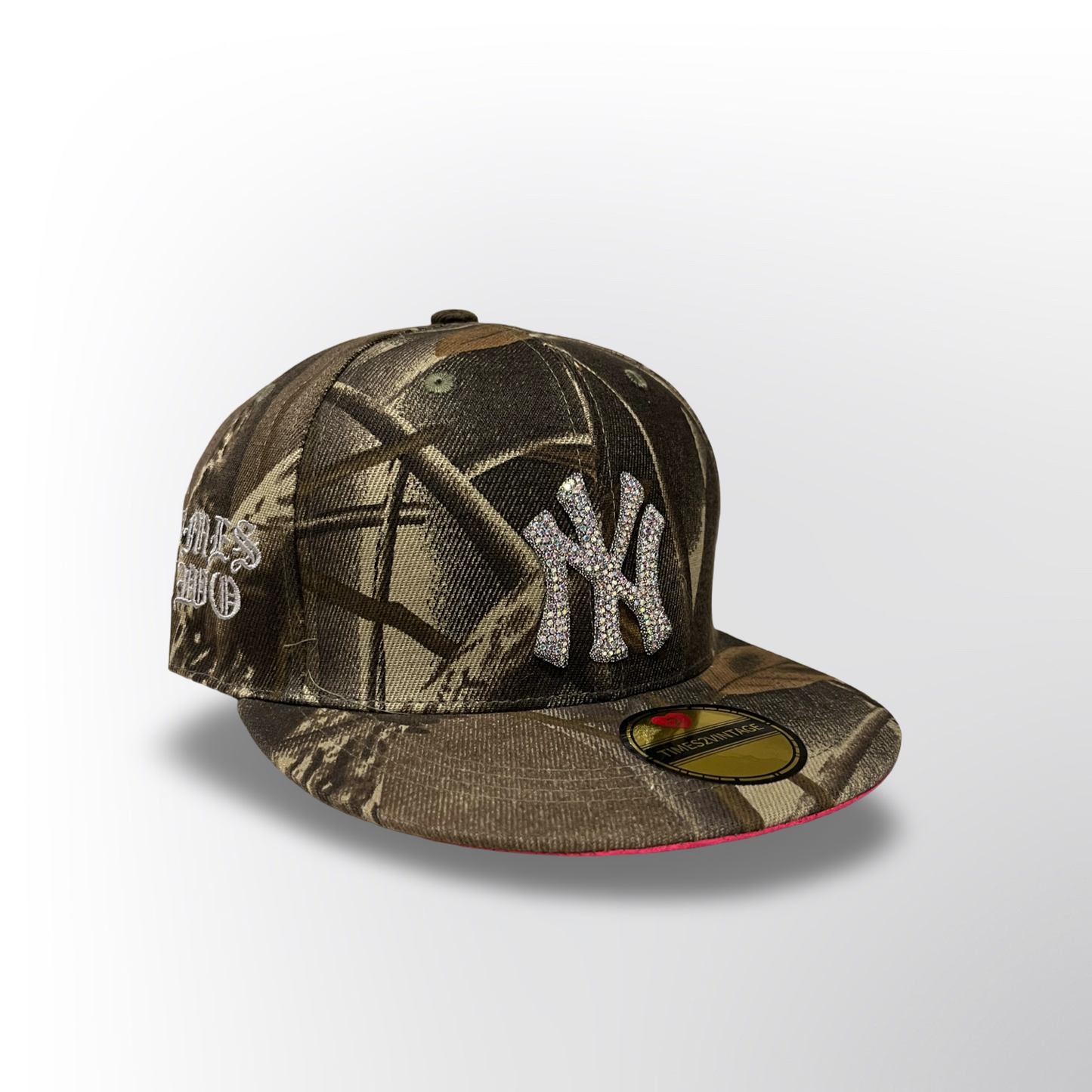 Diamonds Dancing NY - Camo Snap Back
