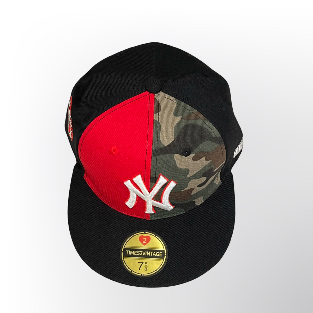 Concrete Jungle NY - Camo/Red/Black Fitted