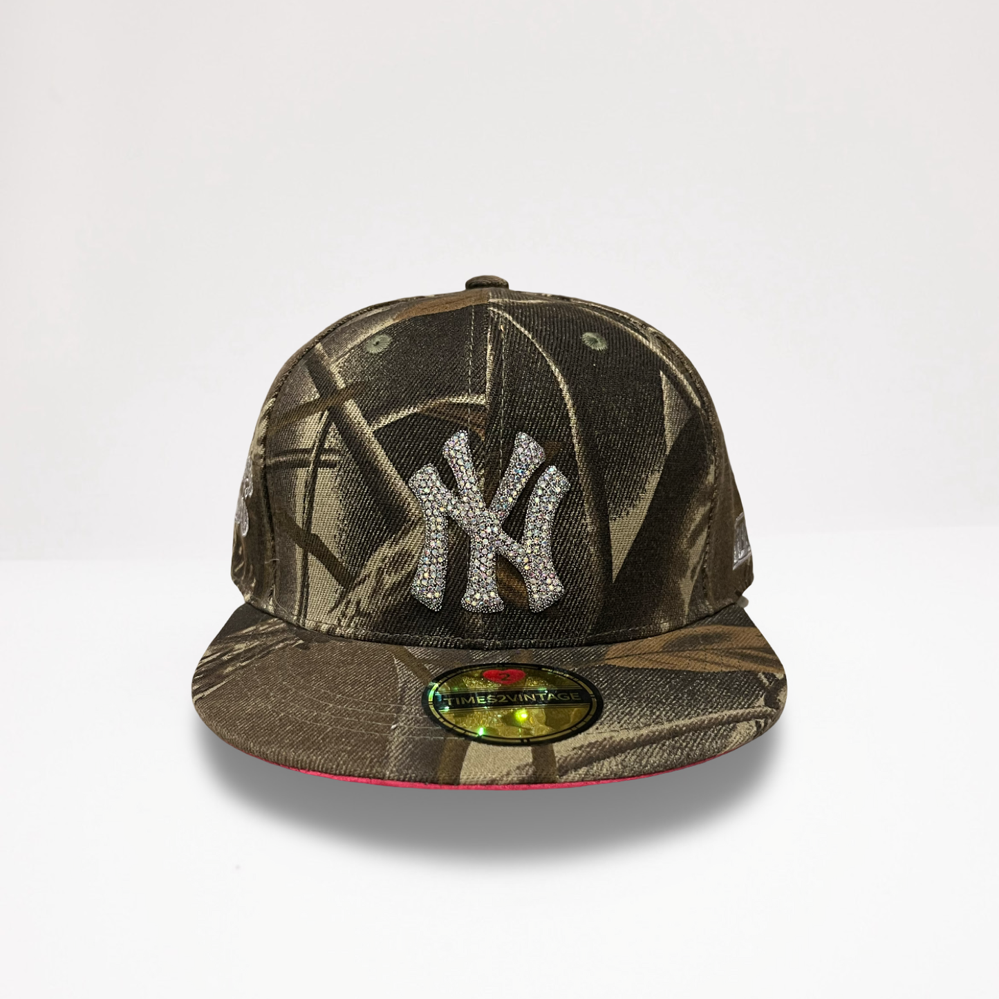 Diamonds Dancing NY - Camo Snap Back