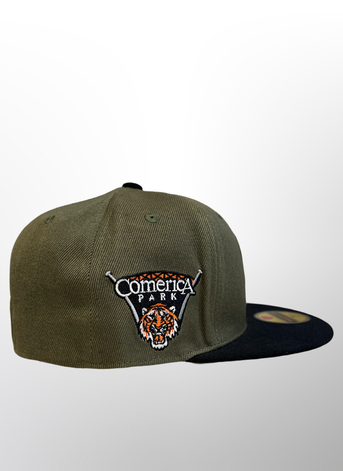 Tiger Land Detroit - Fitted Hat