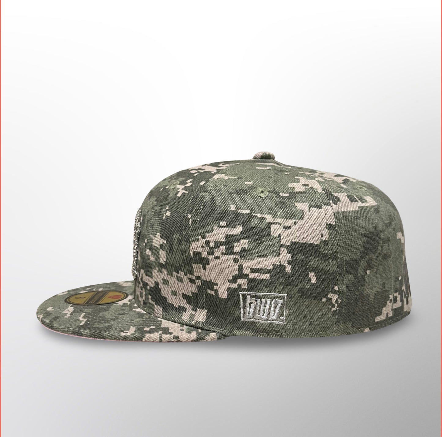 Love Is War NY - Camo Fitted