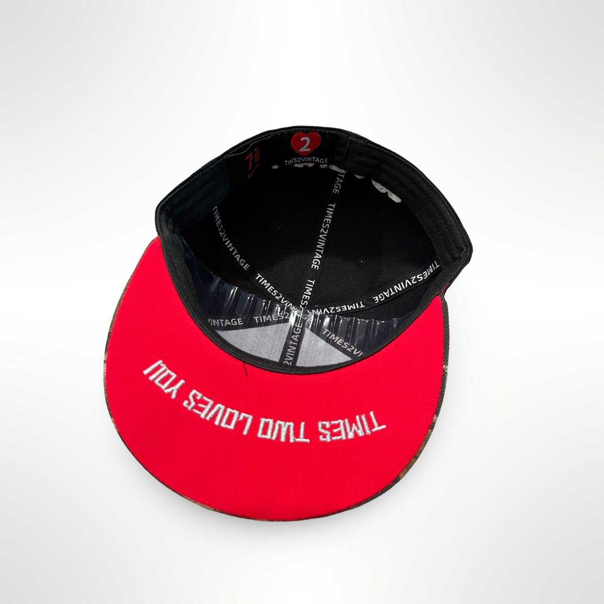 Diamonds Dancing DC - Black/Real Tree Fitted