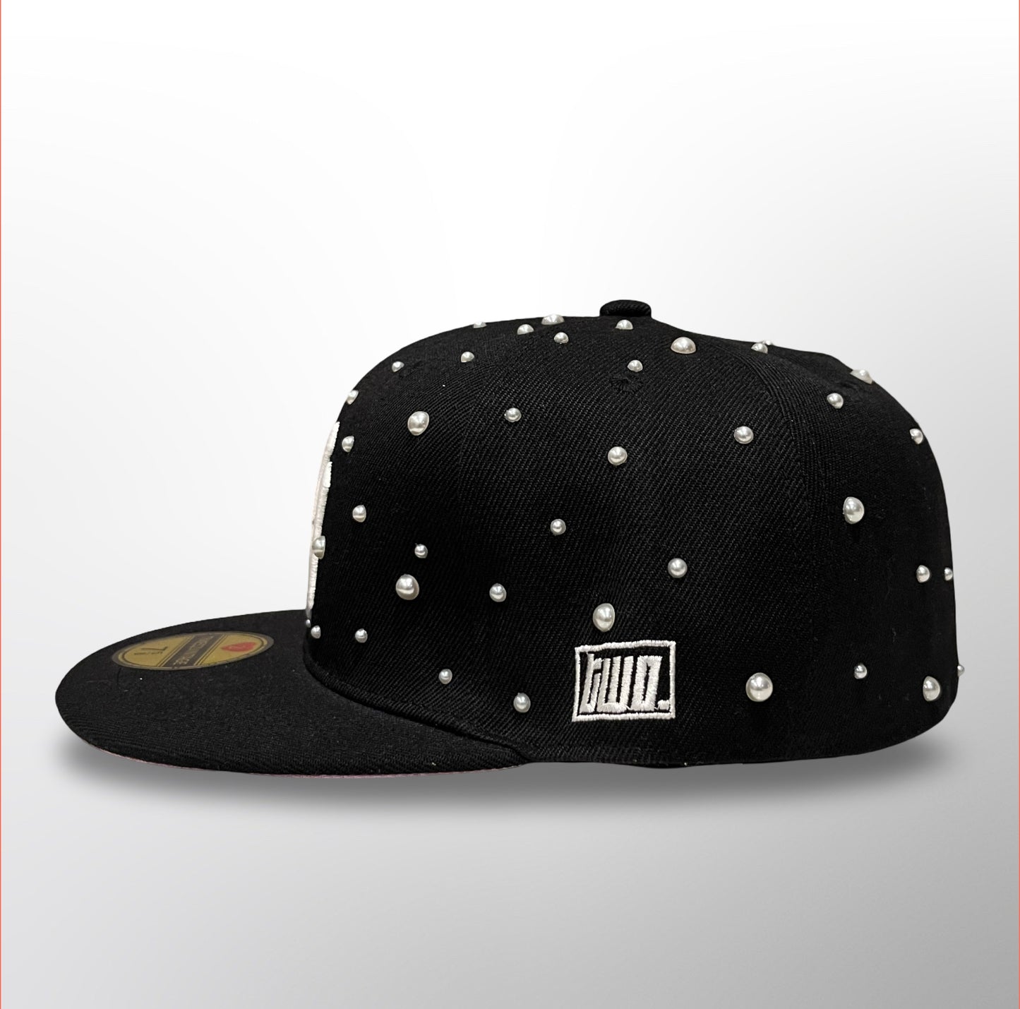 Pearl 360 NY - Black Fitted