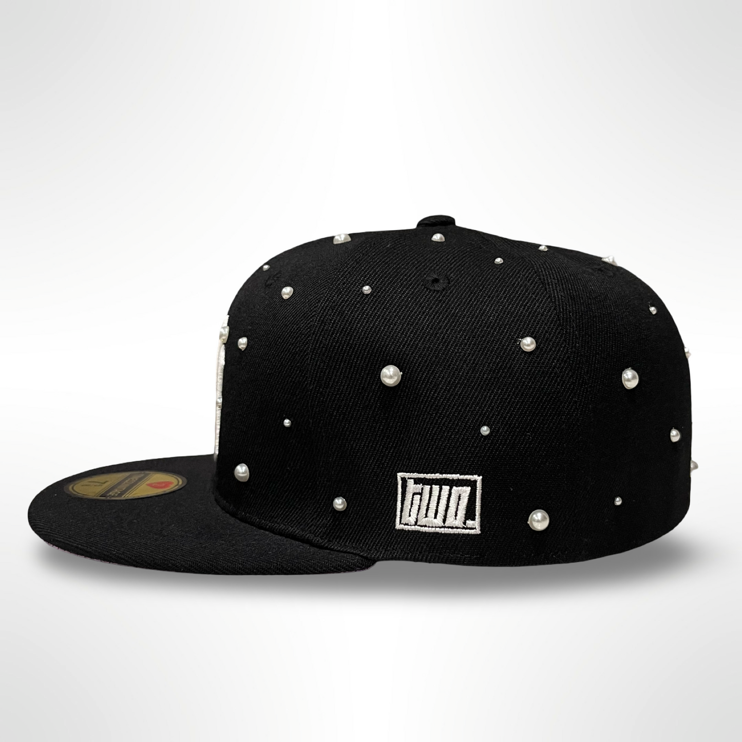 Pearl 360 NY - Black Fitted